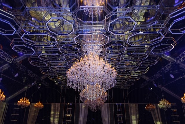 lake Como wedding chandeliers