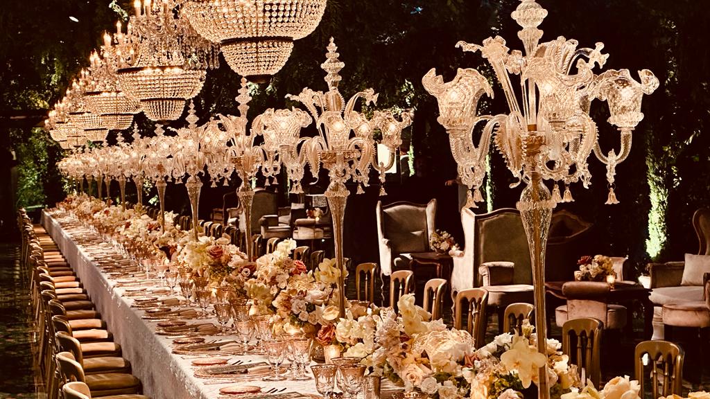 wedding dinner chandeliers